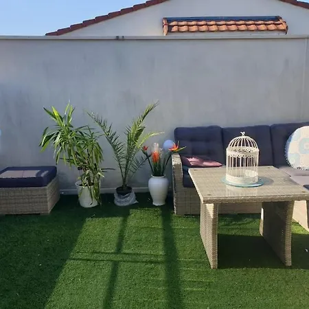 Apartment T3-rare-2 Chambres-parking Gratuit-2 Terrasses-netflix-proche Paris-la Defense
