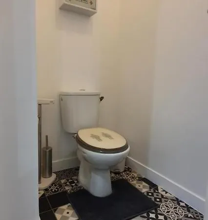 T3-rare-2 Chambres-parking Gratuit-2 Terrasses-netflix-proche Paris-la Defense *