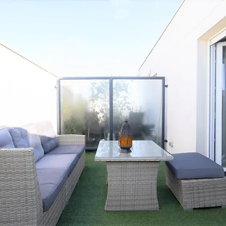 Apartment T3-rare-2 Chambres-parking Gratuit-2 Terrasses-netflix-proche Paris-la Defense Argenteuil