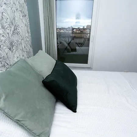 T3-rare-2 Chambres-parking Gratuit-2 Terrasses-netflix-proche Paris-la Defense * Argenteuil