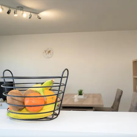T3-rare-2 Chambres-parking Gratuit-2 Terrasses-netflix-proche Paris-la Defense Argenteuil